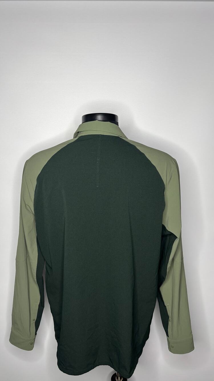 Lululemon Breathable Button Up Performance Shirt Hiking Outdoor Mens XL